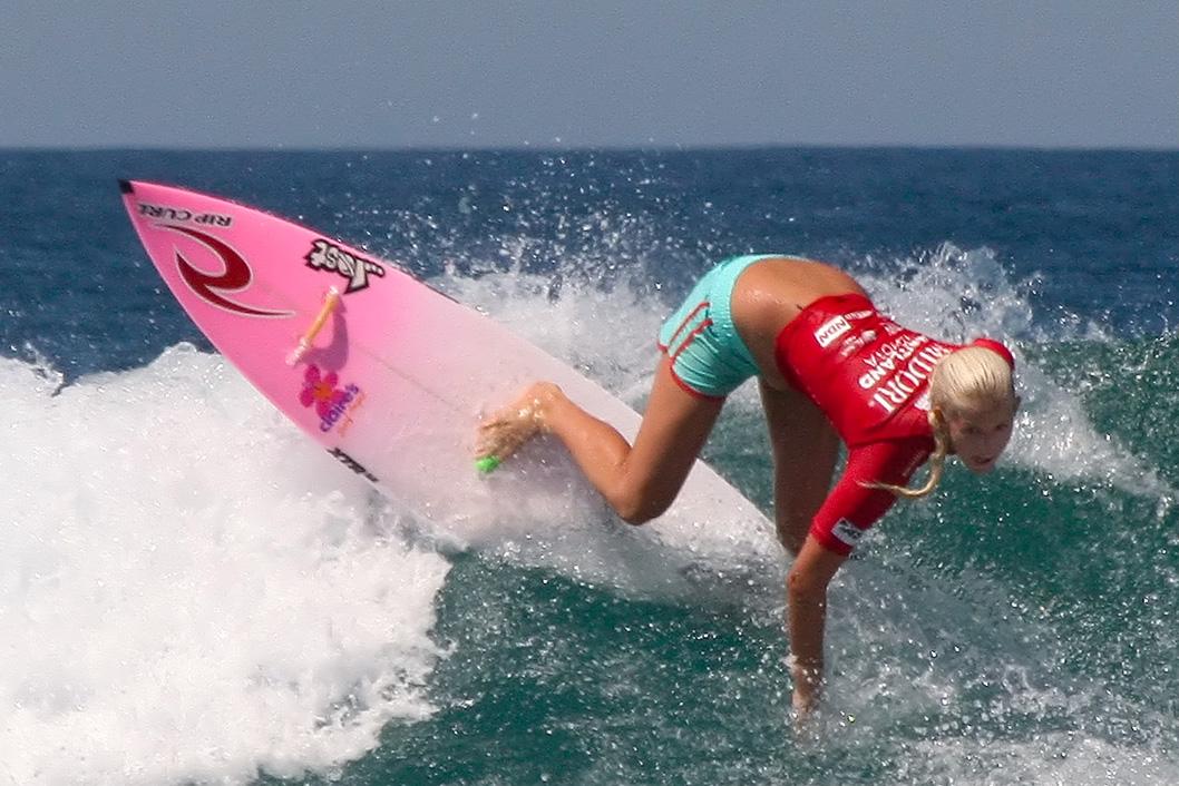 Hawaii Surfing