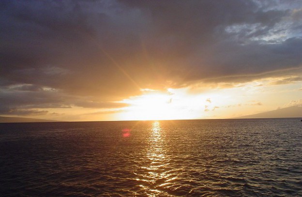 sunsets with majestic mountains at Ke'e Beach
